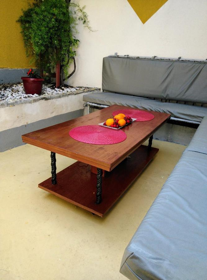 Apartment Exotic Garden Mostar Exteriör bild