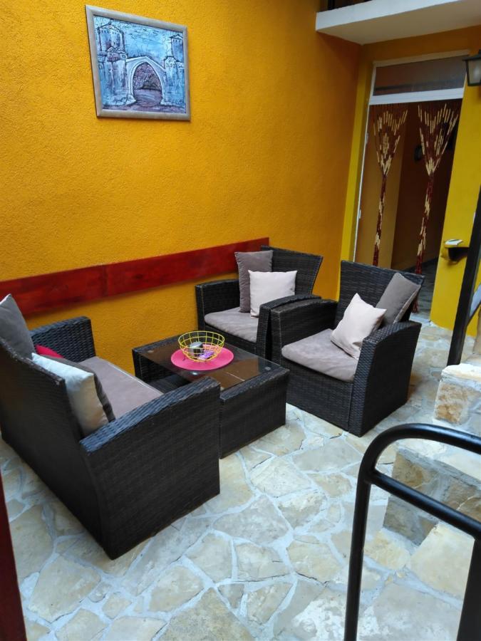 Apartment Exotic Garden Mostar Exteriör bild